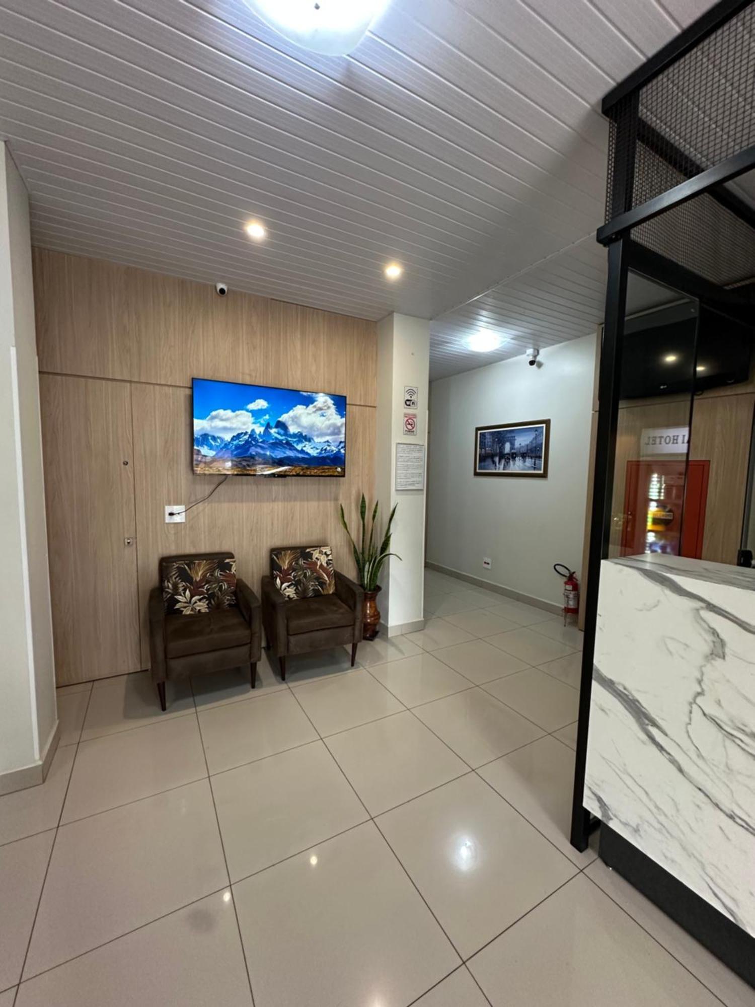 Rai Hotel - Proximo A Prefeitura Cascavel  Exteriör bild
