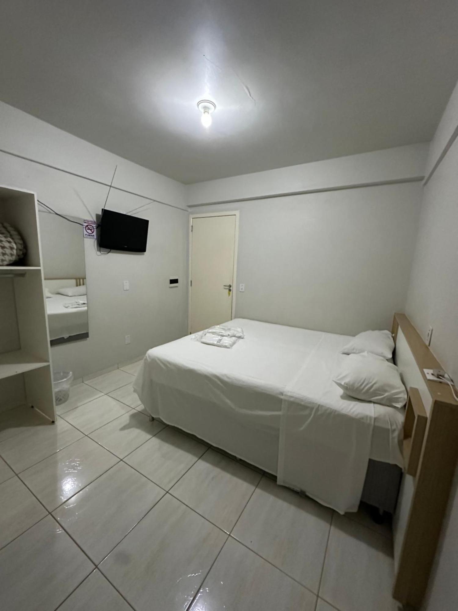 Rai Hotel - Proximo A Prefeitura Cascavel  Exteriör bild
